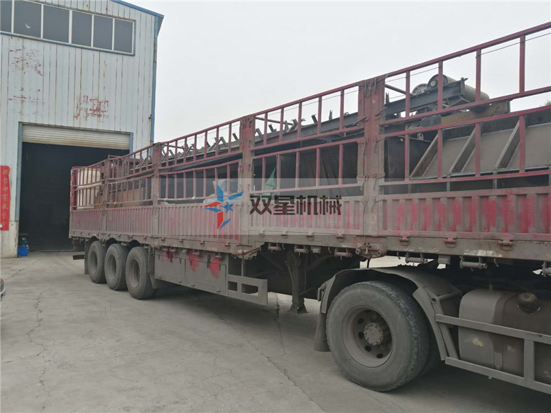 <a href='http://astimsrl.com/1/19.html' target='_blank'><span>双轴撕碎机</span></a>发货现场实拍