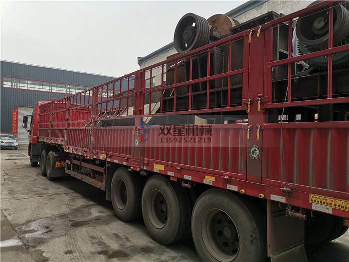 双轴撕碎机厂家1300型设备发货现场实拍